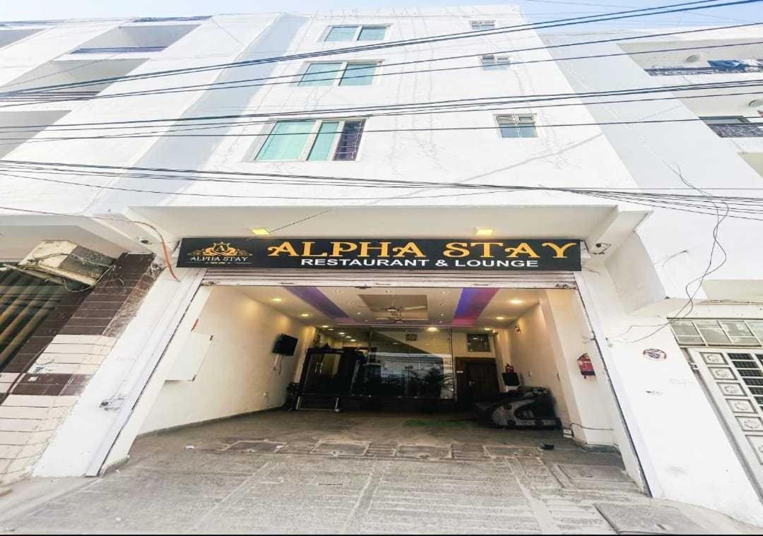 Hotel O Alpha Stay New Delhi Exteriör bild