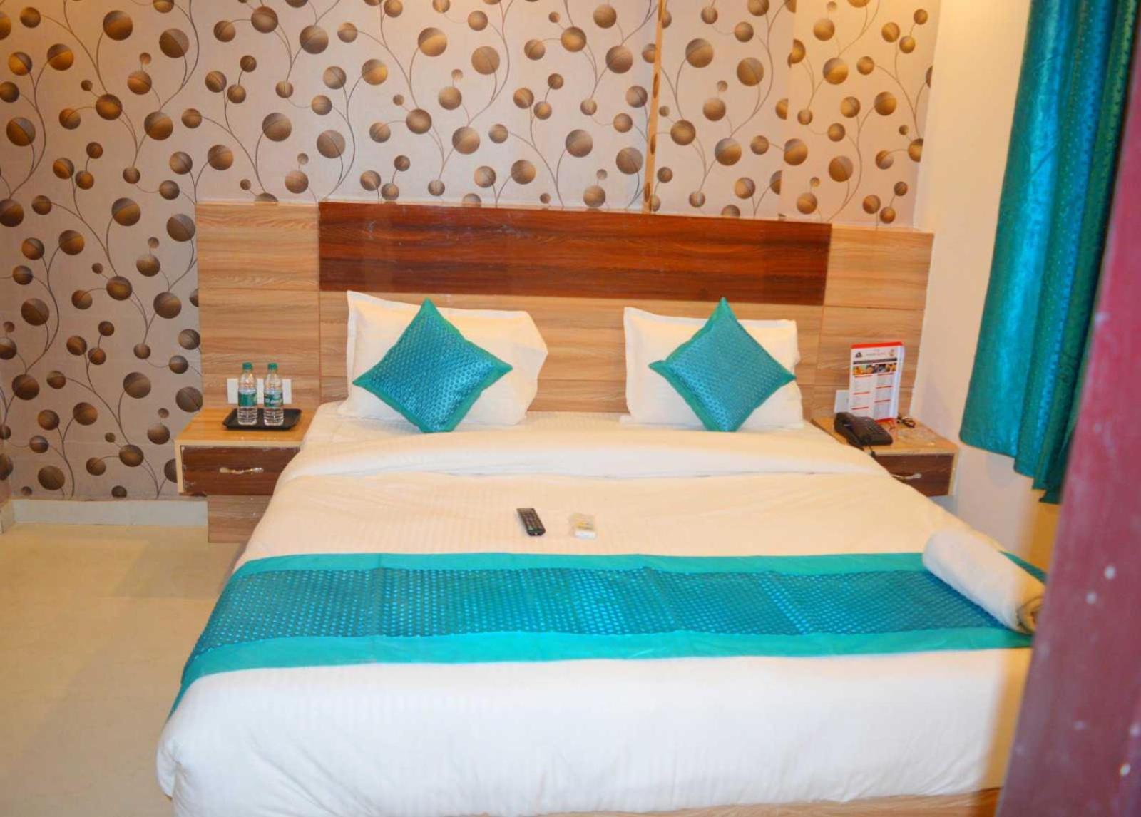 Hotel O Alpha Stay New Delhi Exteriör bild